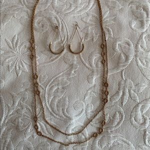 Classy Necklace & Earring Set